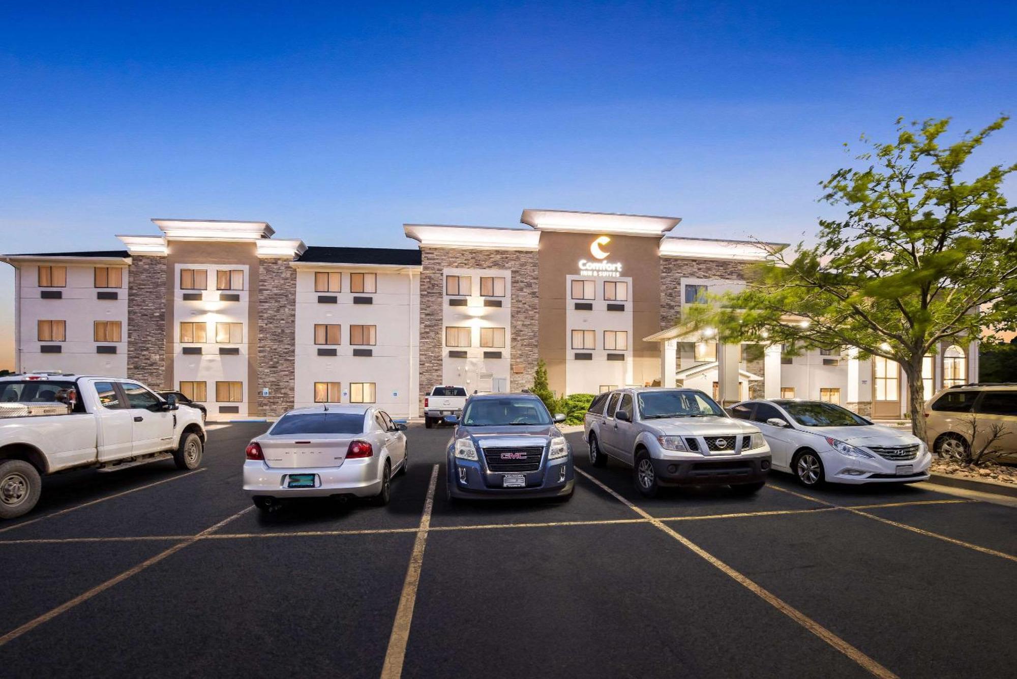Comfort Inn & Suites プエブロ エクステリア 写真